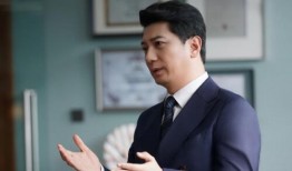 精英律师最新爆料,揭秘幕后真相，律师团再掀风云！